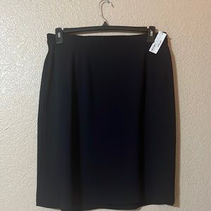 NWT Lord & Taylor Dark Navy Blue Skirt Size 16